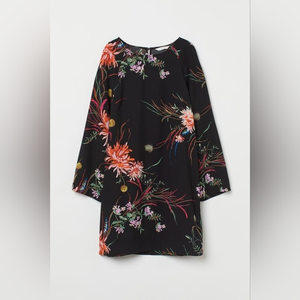 H&M NWT Women's Long Raglan Sleeve Knee Length Dress‎ in Black Floral Size S